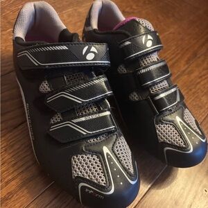 Black Cycling Shoes for Women